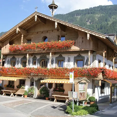 Bachmayerhof Hotel